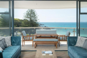 Oceanside Haven Resort with Luxury Sea Views